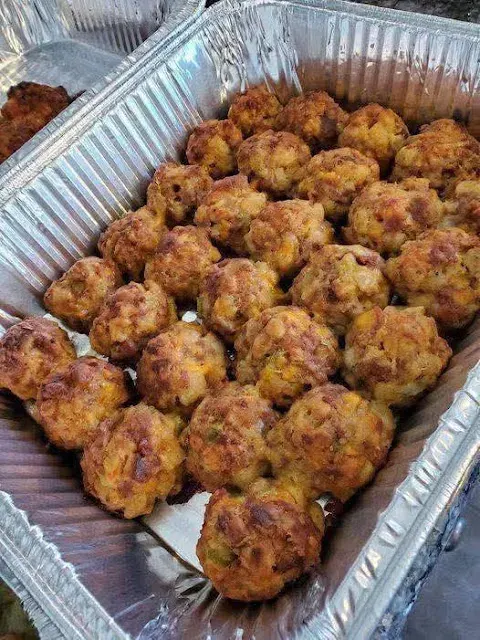 Stuffing Balls – Crispy, Savory & Perfect for the Holidays 🦃