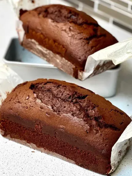 Ultra-Moist Chocolate Pound Cake 🍫 – A Decadent Treat You’ll Crave Again and Again