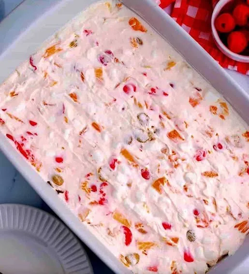 Chilled Frozen Fruit Salad: A Refreshing, Creamy Treat You’ll Crave