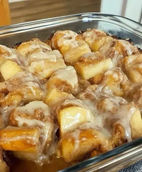 Cinnamon Apple Cake