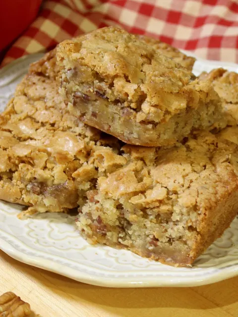 Sweet Alabama Pecan Bread