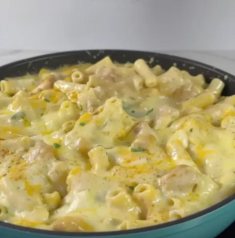 Creamy Cheesy Chicken Pasta: The Ultimate Viral Recipe