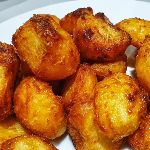 Two Chubby Cubs Crispy Roast Potatoes (Slimming & Sass Style)