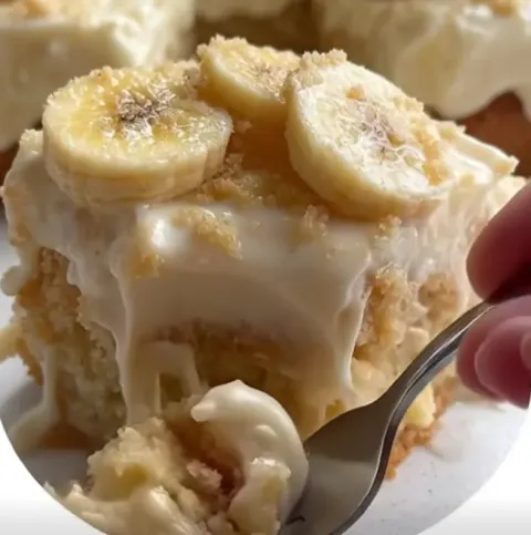 Banana Pudding Poke Cake