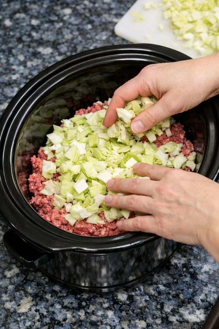 Slow Cooker Cabbage Roll Casserole: A Hearty Dinner You’ll Crave Week After Week