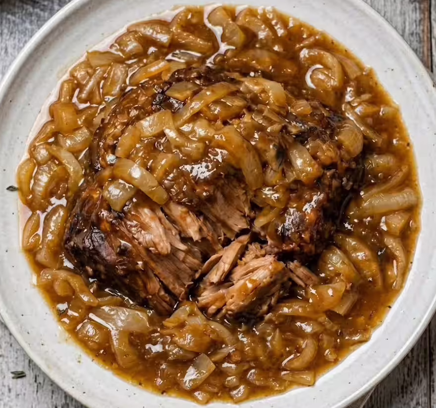 Slow Cooker Onion Soup Pot Roast: The Ultimate Melt-In-Your-Mouth Beef with French Onion Excellence