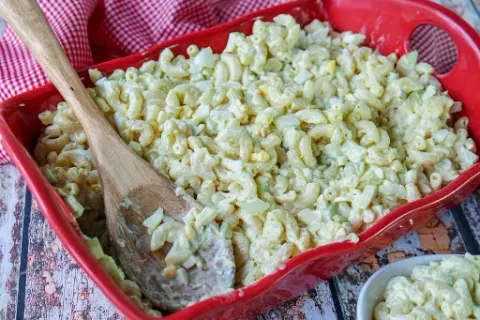 Mom’s Macaroni Salad