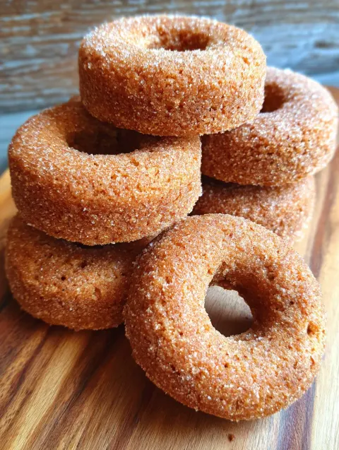 4-Ingredient Healthy Donuts – Soft, Naturally Sweet & Guilt-Free 🍩✨
