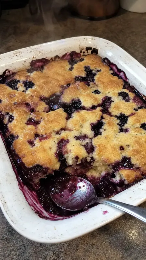 Blackberry Cobbler 🍇🥧