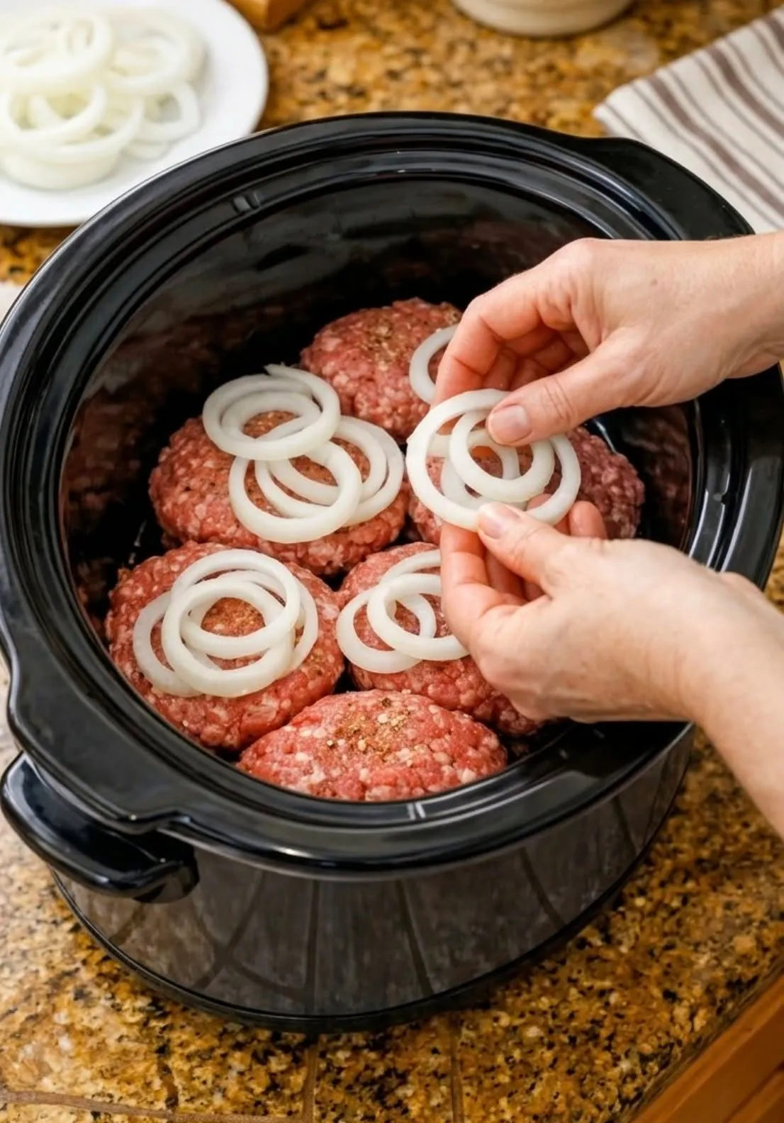 Slow Cooker Smothered Hamburger Steaks 🥩🍄